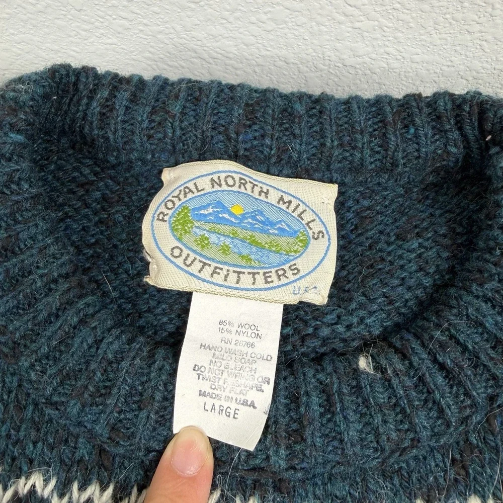 Royal North Mills Outfitters gorgeous vintage